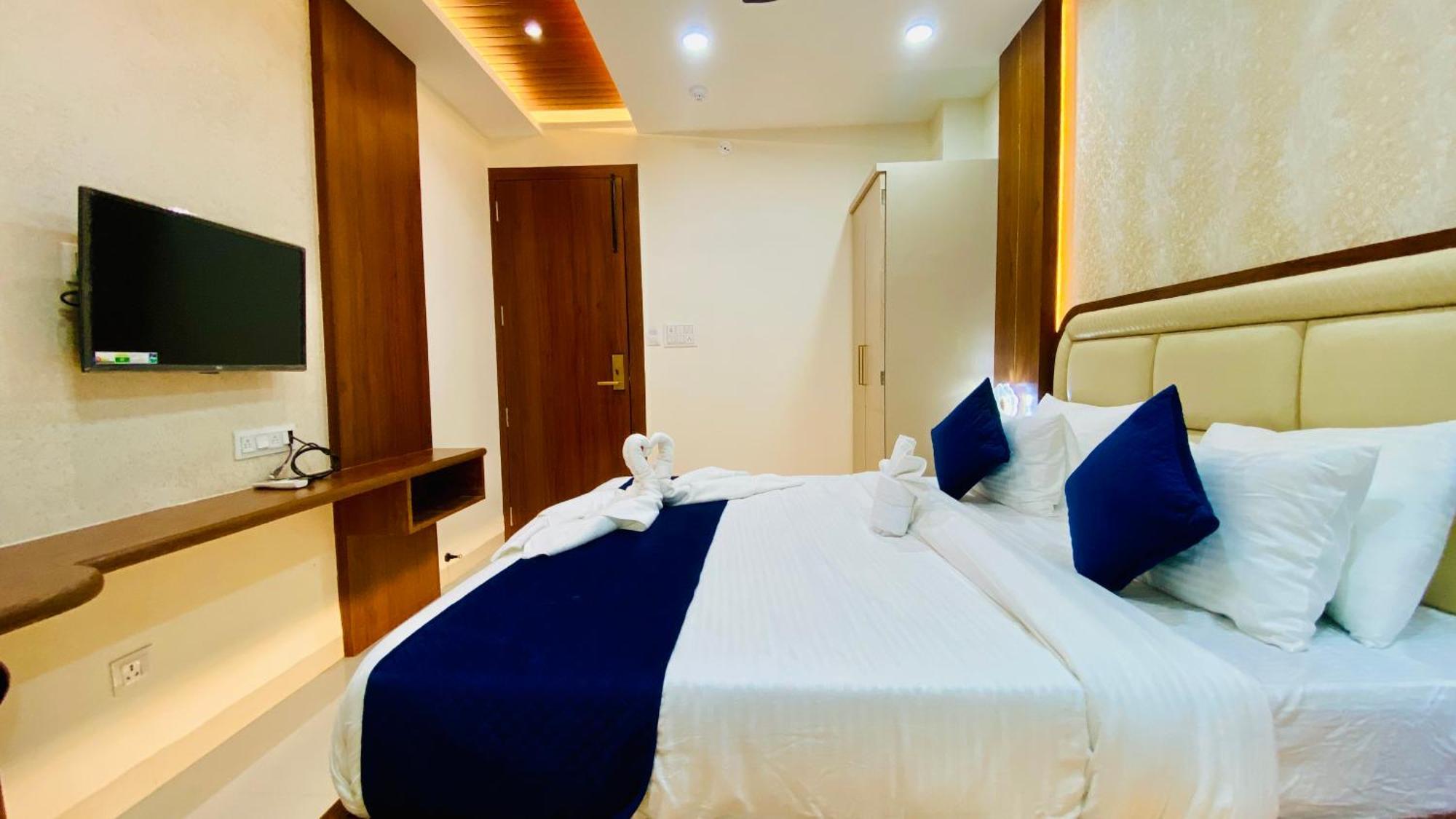 Hotel Aranyasutra Inaya, Indore Dış mekan fotoğraf