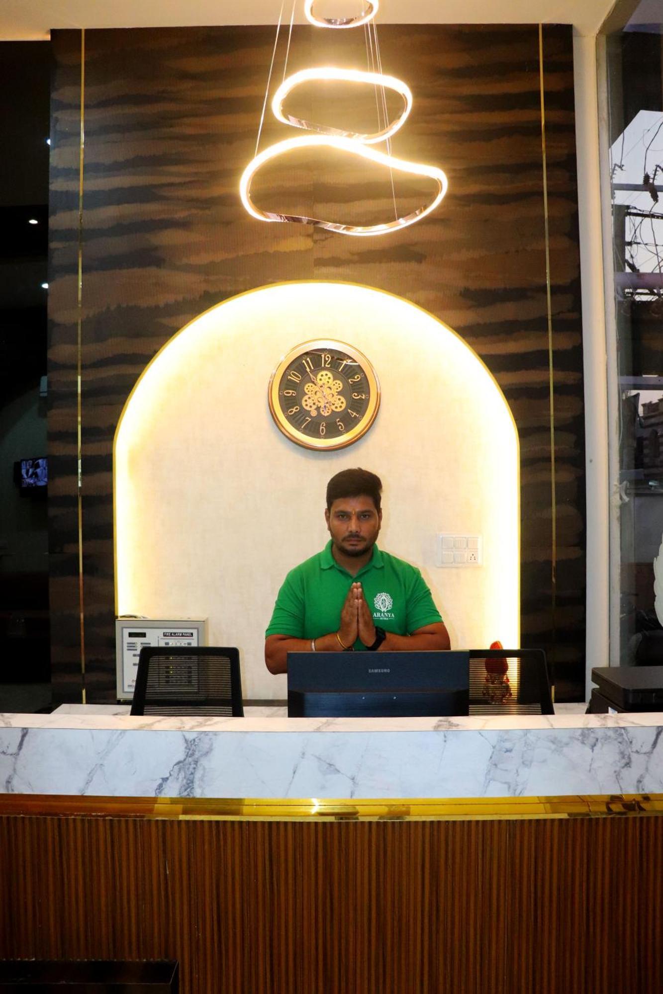 Hotel Aranyasutra Inaya, Indore Dış mekan fotoğraf
