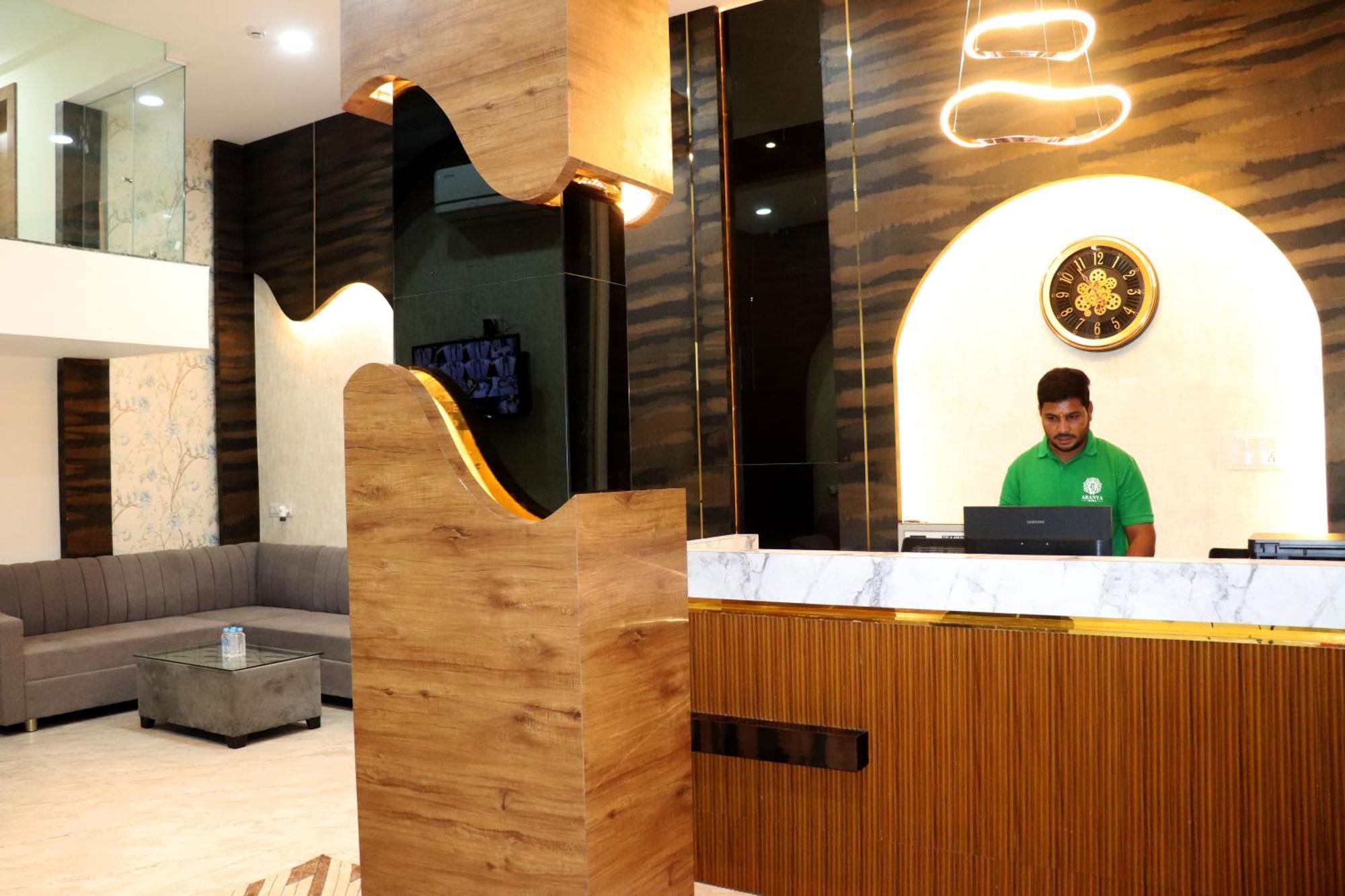 Hotel Aranyasutra Inaya, Indore Dış mekan fotoğraf
